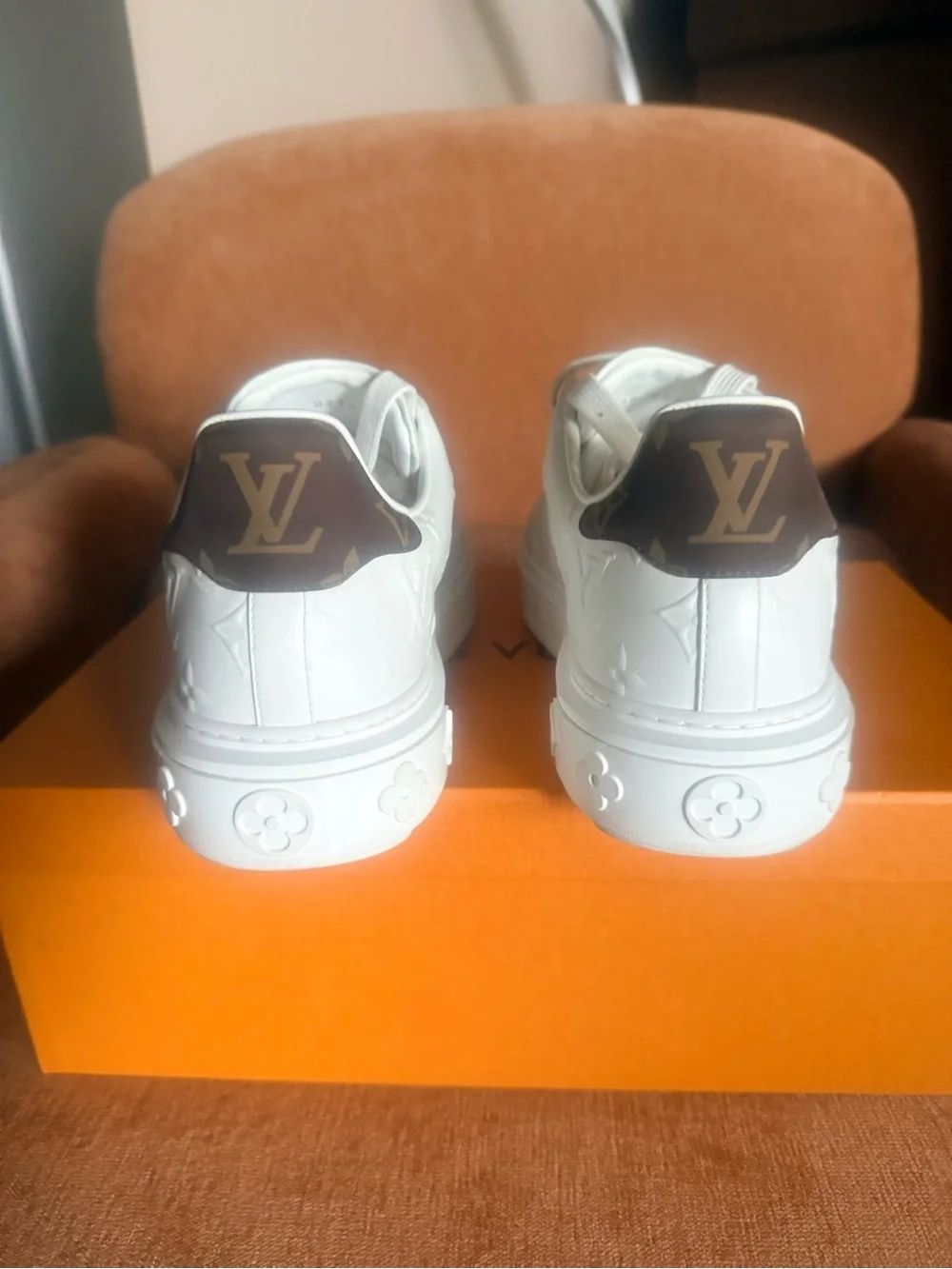 LOUIS VUITTON WOMANS MONOGRAM LEATHER TIME OUT SNEAKERS. ***FLASH SALE****